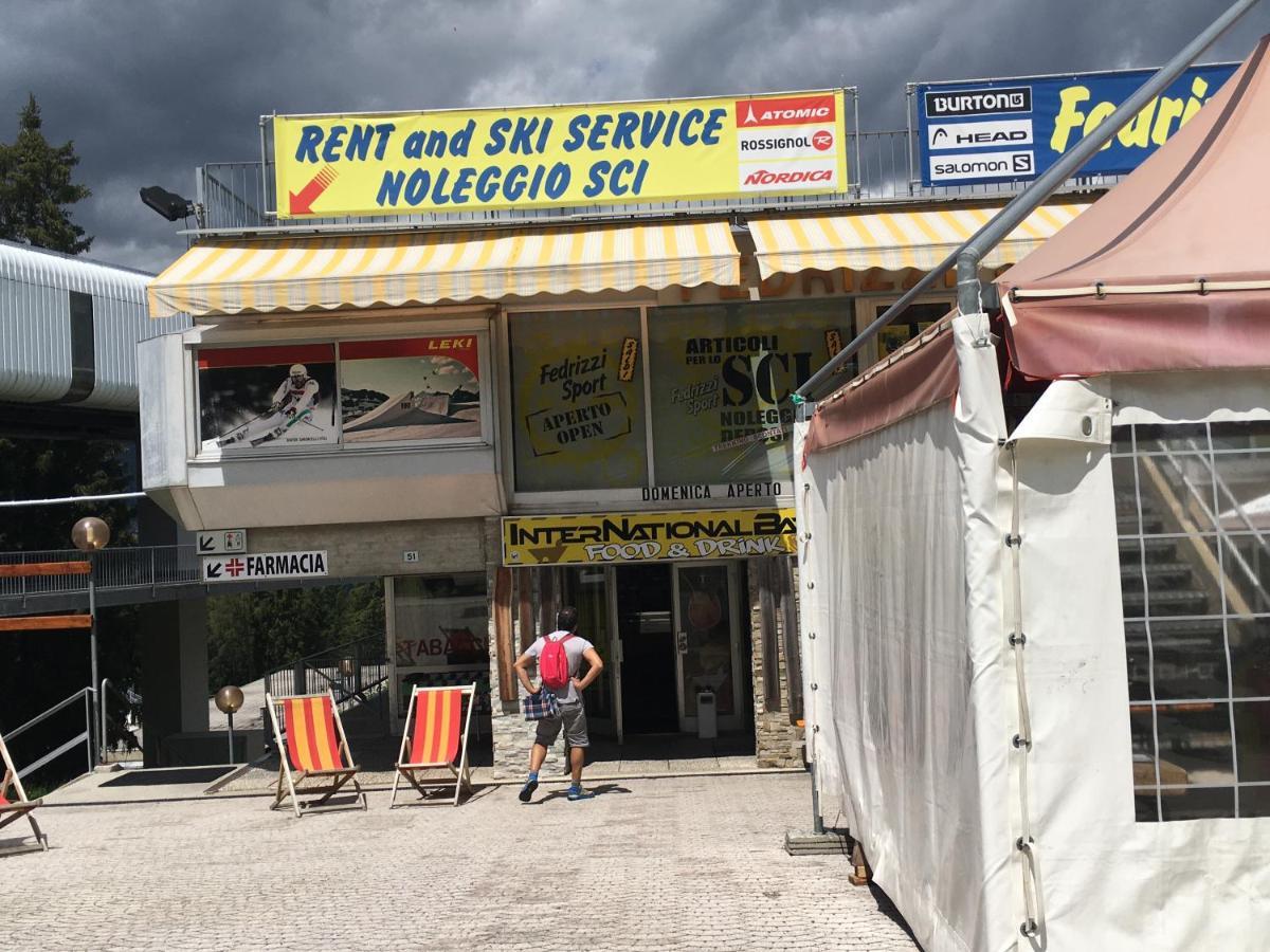 Sul cucuzzolo Apartman Marilleva Kültér fotó